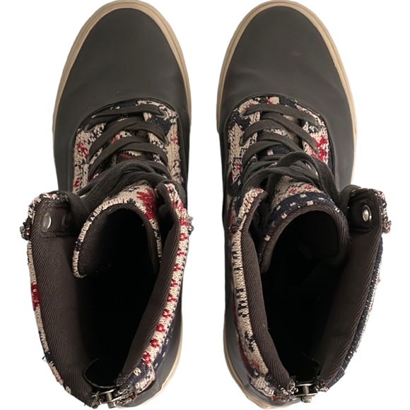 Vans Off The Wall Festive Knit Rubber MTE Snow & Rain Hi-Top Shoe Woman’s 9.5 - Picture 5 of 8